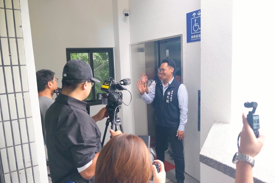 LINE_ALBUM_福安電梯啟用典禮_260612_13